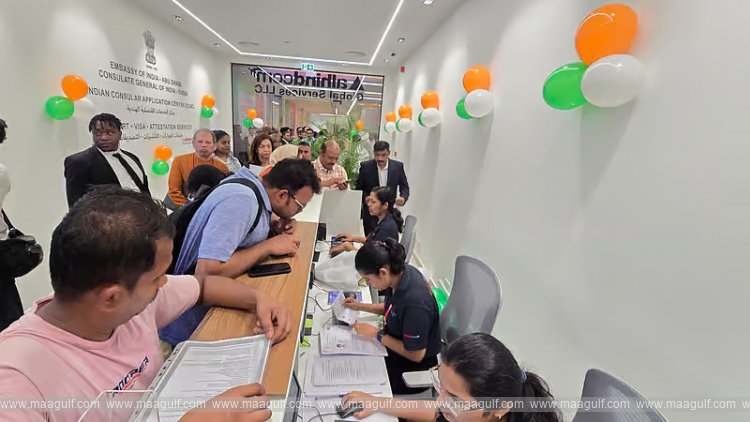 Crowds at Indian passport centers in Dubai...!!